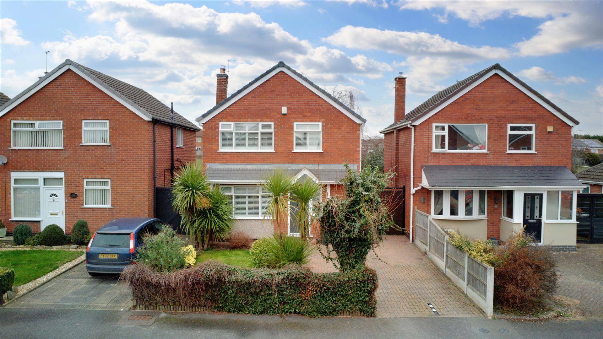 Hollingworth Avenue, Sandiacre, Nottingham Robert Ellis Estate Agents